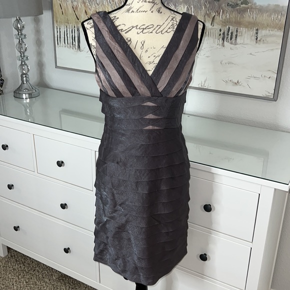 Adrianna Papell Shutter Pleated Bronze Metallic Evening Dress - Picture 6 of 9